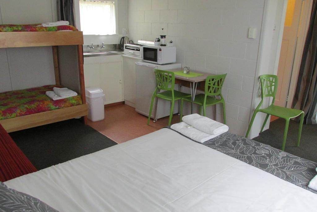 Fernwood Holiday Park 모투에카 객실 사진