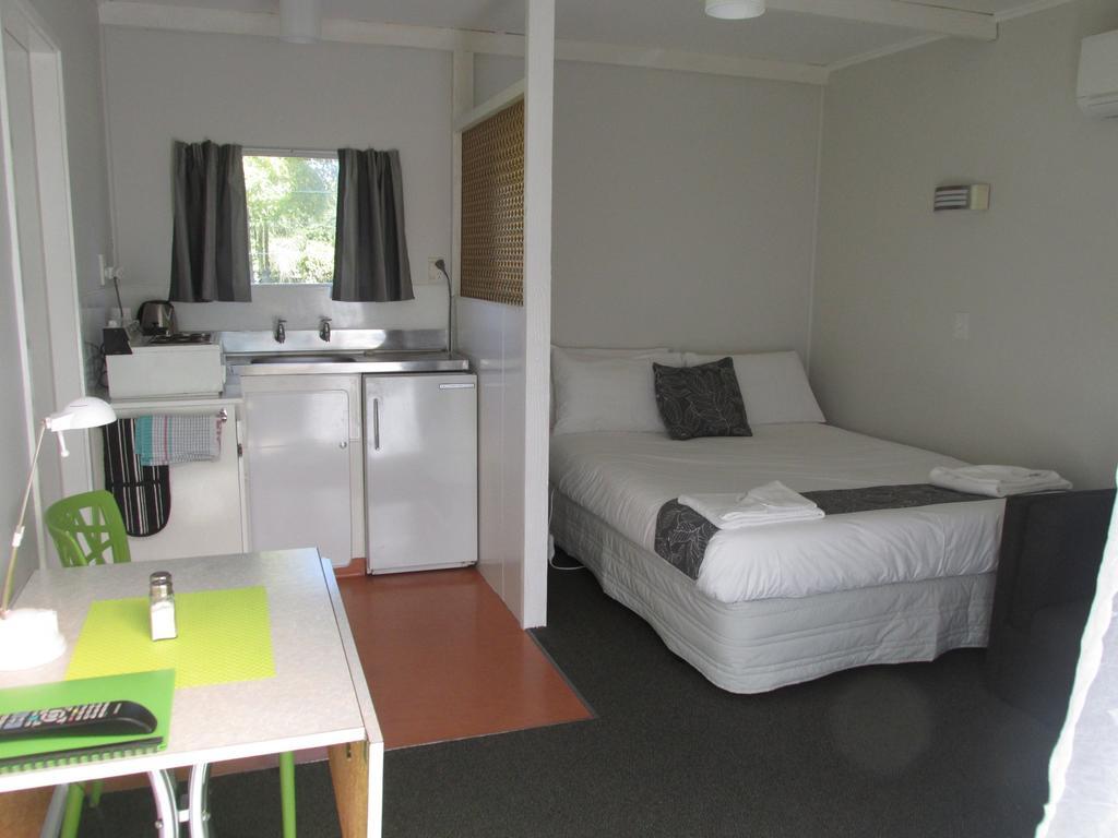 Fernwood Holiday Park 모투에카 객실 사진